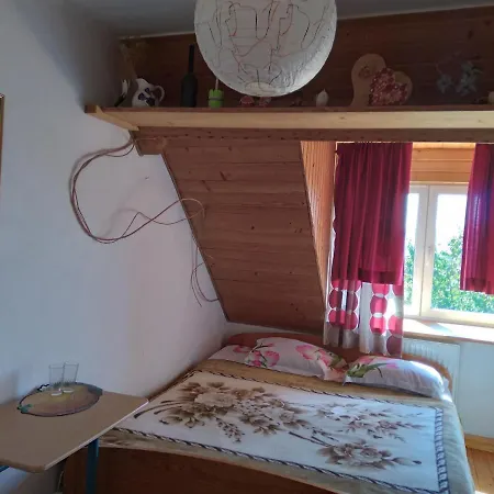 Зелена садиба ОЛЕСЯ Деревянный коттедж *